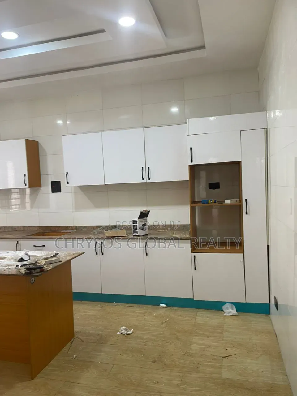 4bdrm Duplex in Lere Adigun Gra, Basorun for rent