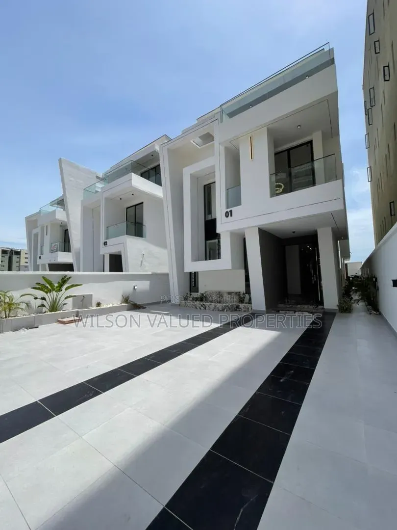 5bdrm Duplex in Wvp Homes, Lekki Phase 1 for sale