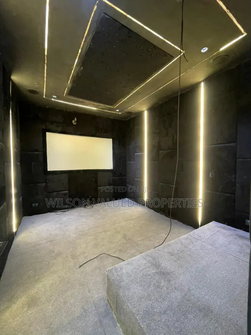5bdrm Duplex in Wvp Homes, Lekki Phase 1 for sale