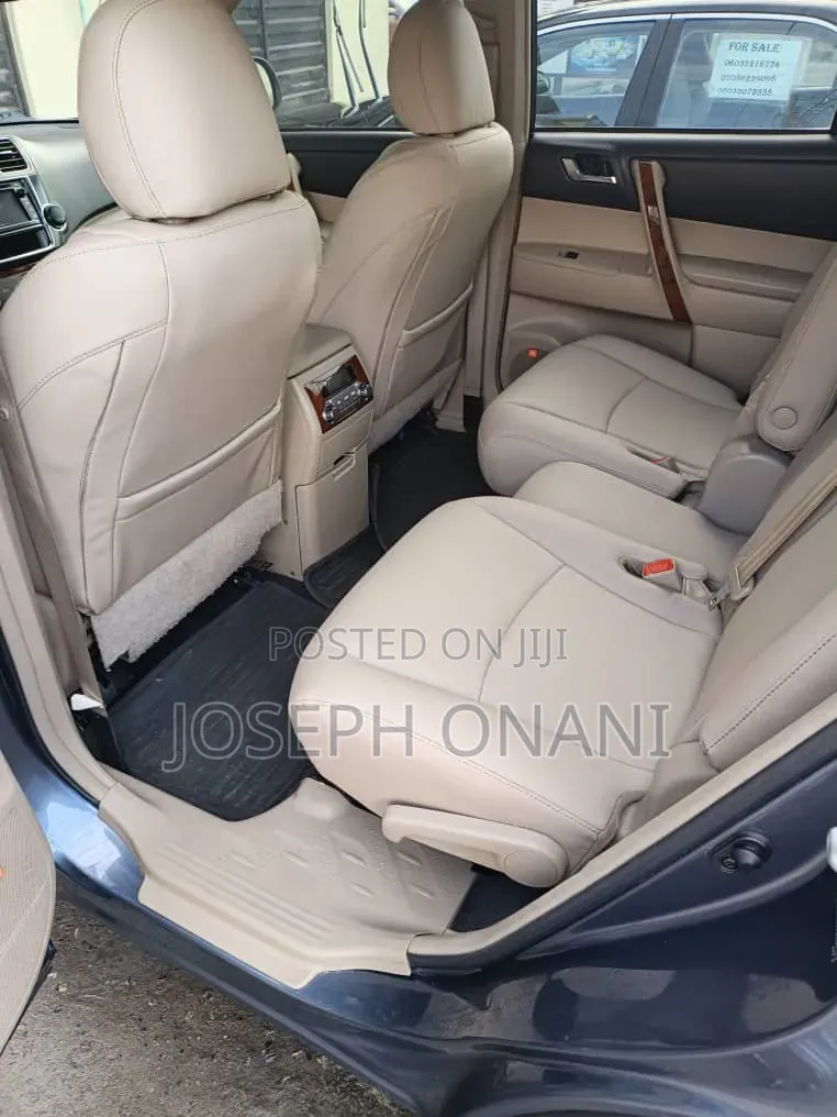 Toyota Highlander Limited 3.5l 4WD 2013 Blue
