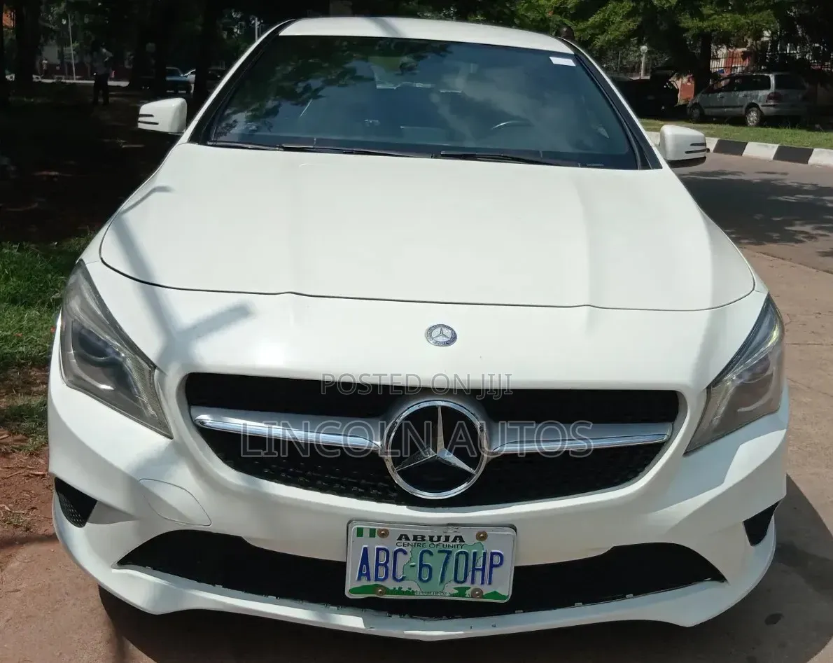 Mercedes-Benz CLA-Class CLA 250 Sedan 2017 Off white