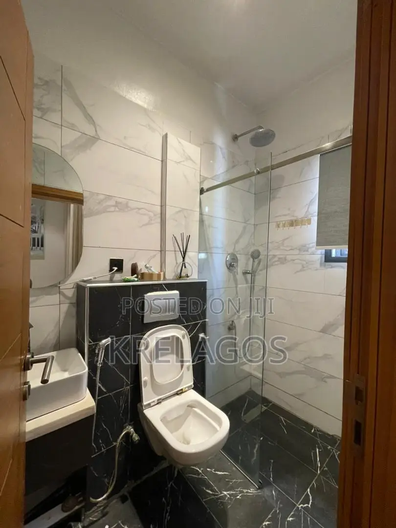 Furnished 4bdrm Duplex in Lekki Phase 1 for sale