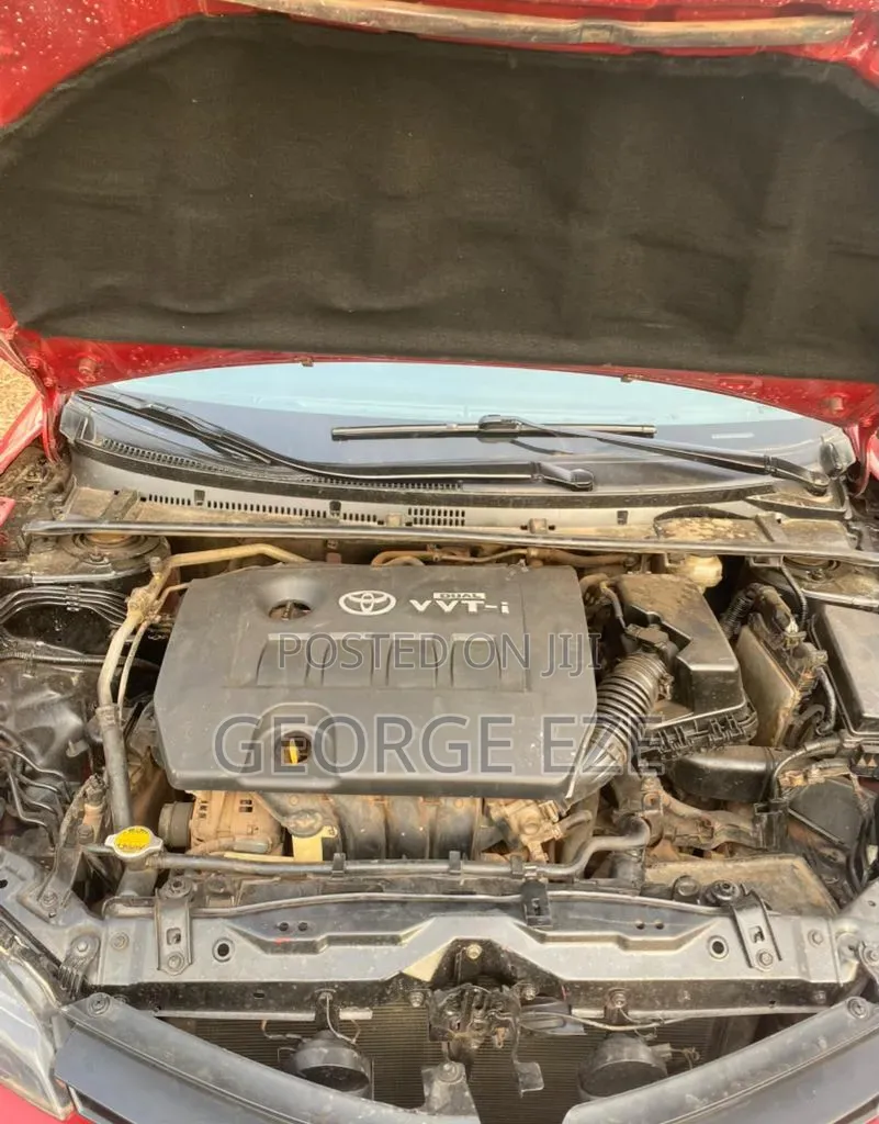 Toyota Corolla 2016 Red