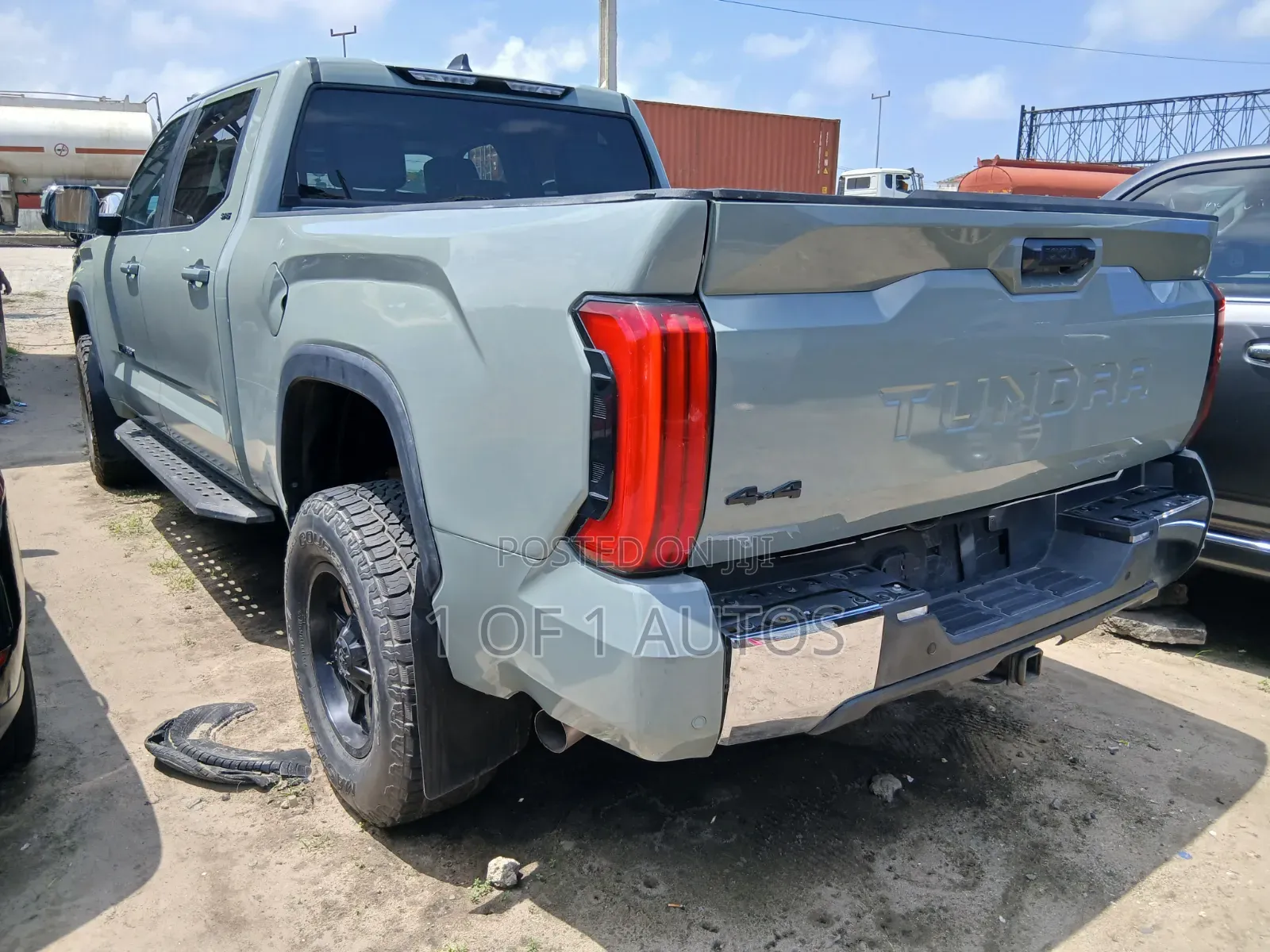 Toyota Tundra SR5 Double Cab 8.1' Bed 2024 Green
