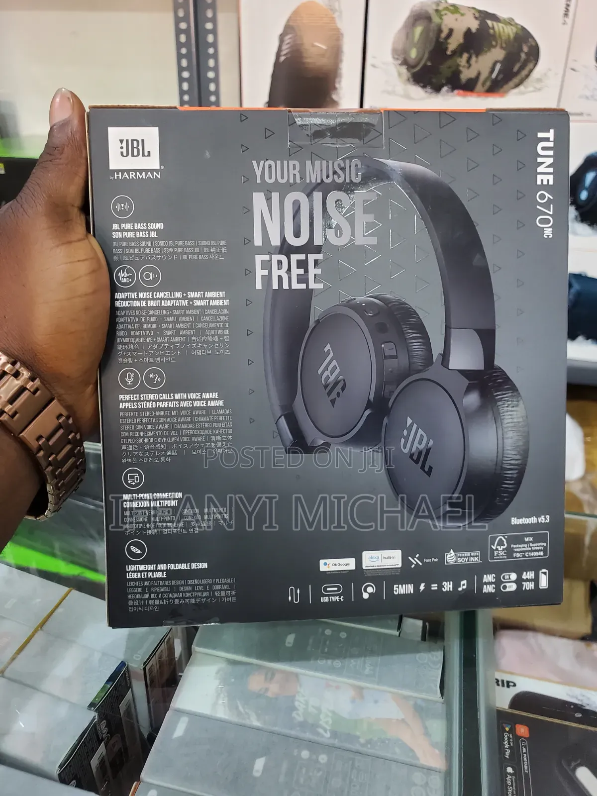 The Jbl 670nc Likely Refers To The Popular Jbl Live 670nc
