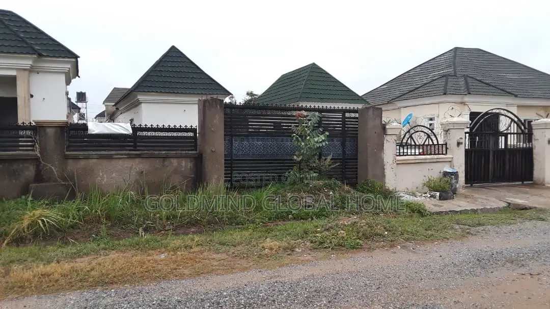 3bdrm Bungalow in Lugbe District., FHA for sale