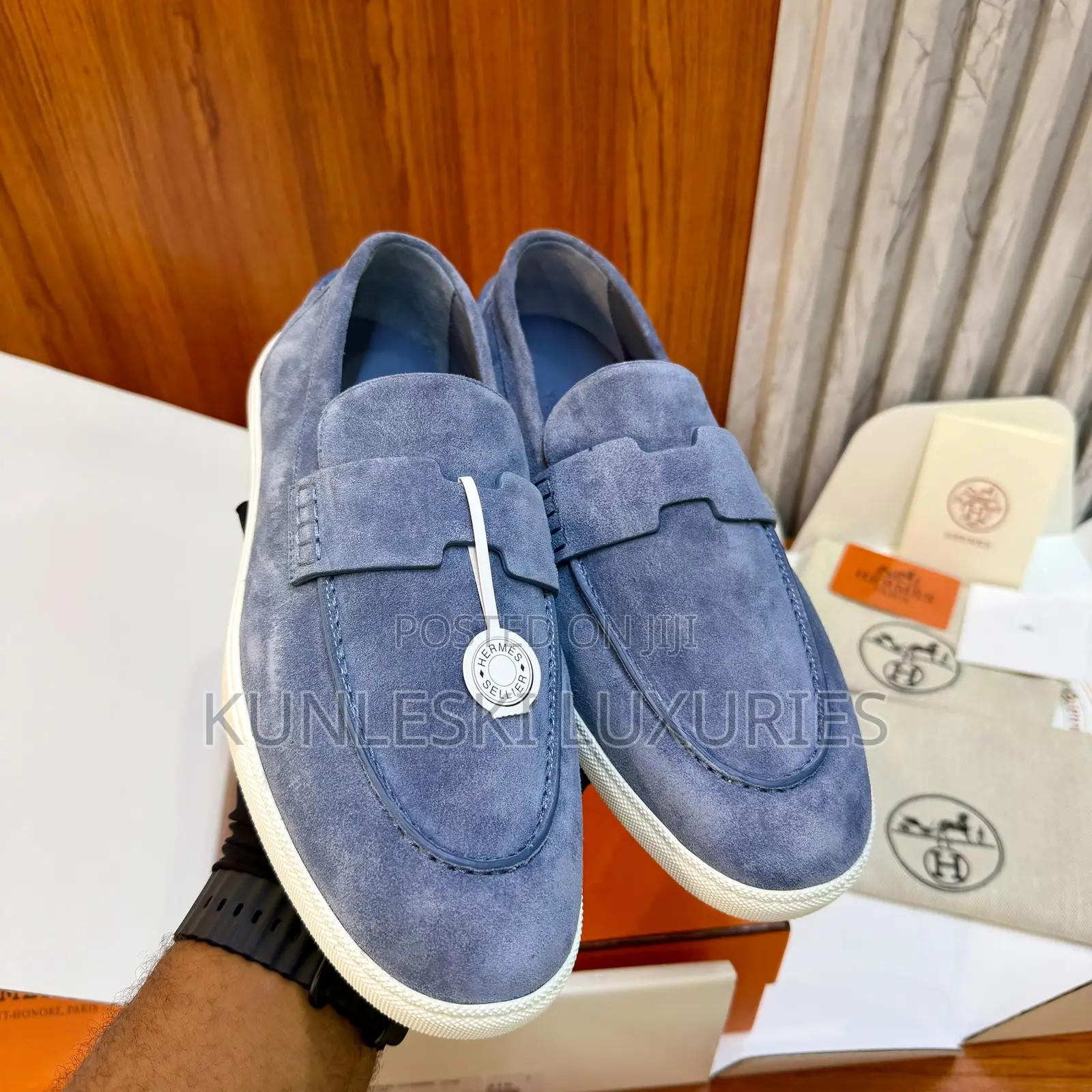 Original High Quality Hermes Job Loafers in Suede