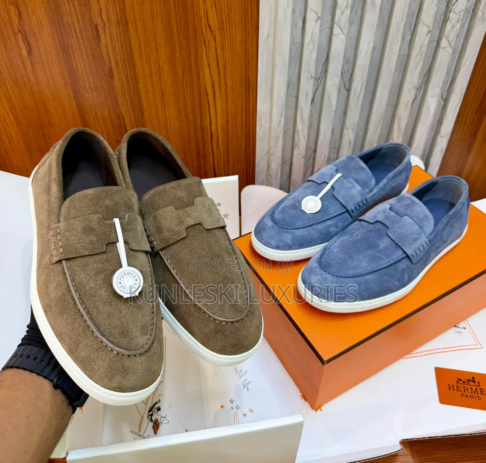 Original High Quality Hermes Job Loafers in Suede