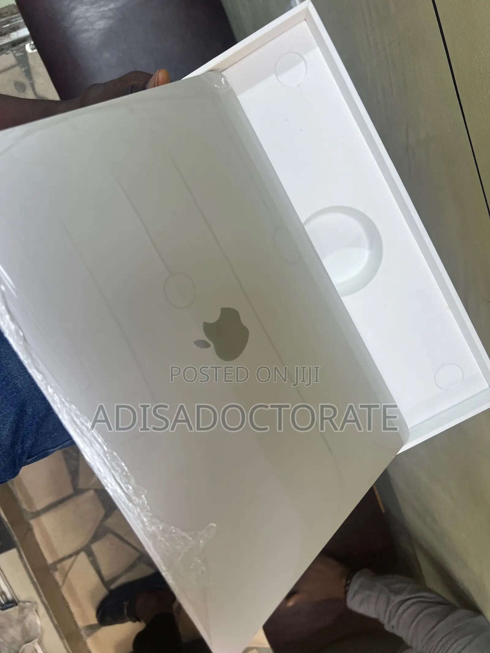 Laptop Apple MacBook 2020 16GB Apple M1 SSD 512GB