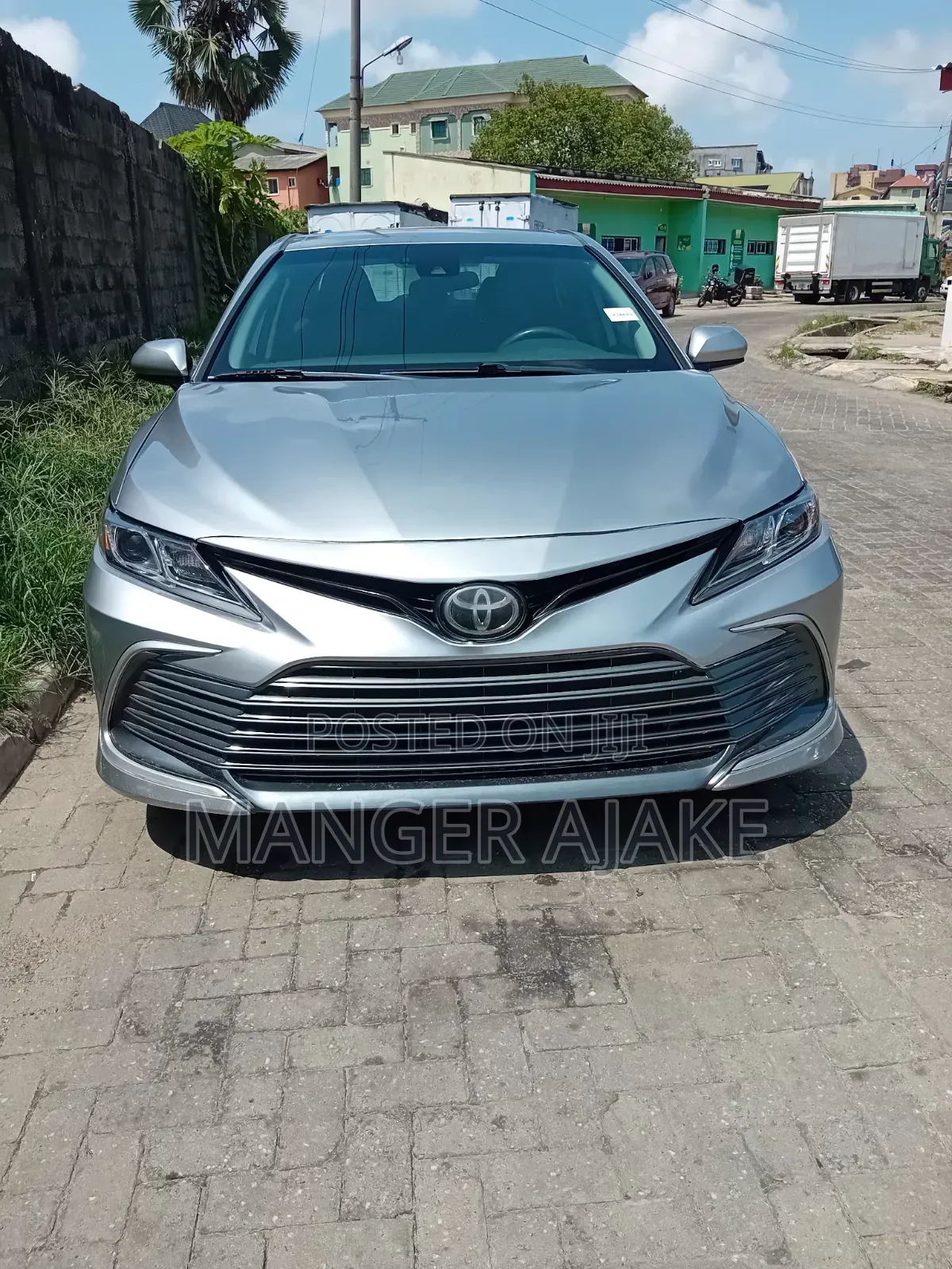 Toyota Camry 2020 Silver