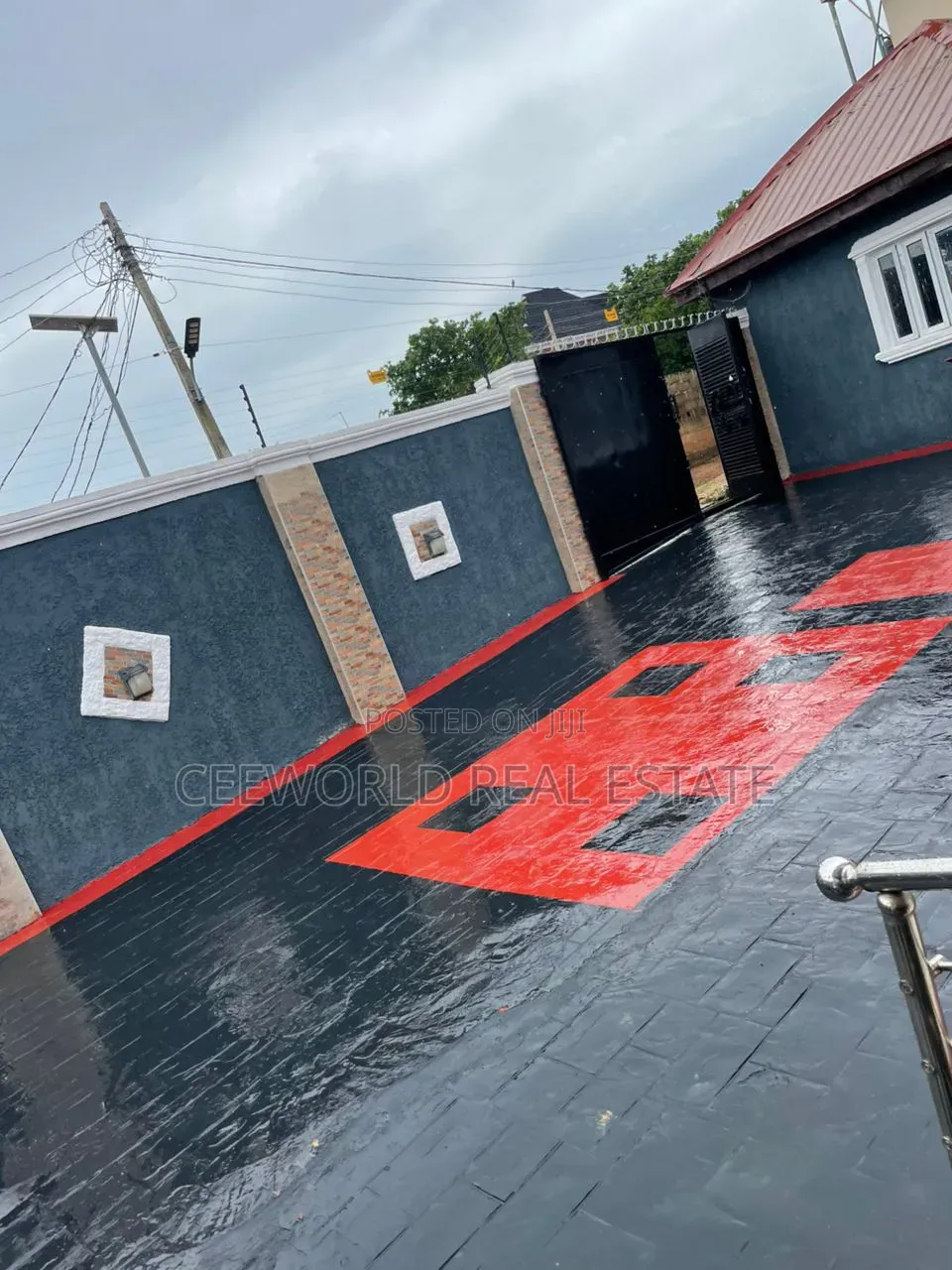 4bdrm Bungalow in Adeoje Estate, Akala Express for rent