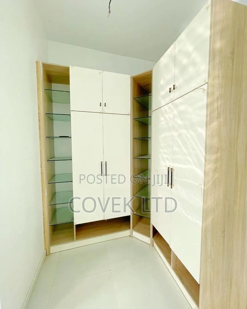 4bdrm Townhouse / Terrace in Creeklane Estate, for rent