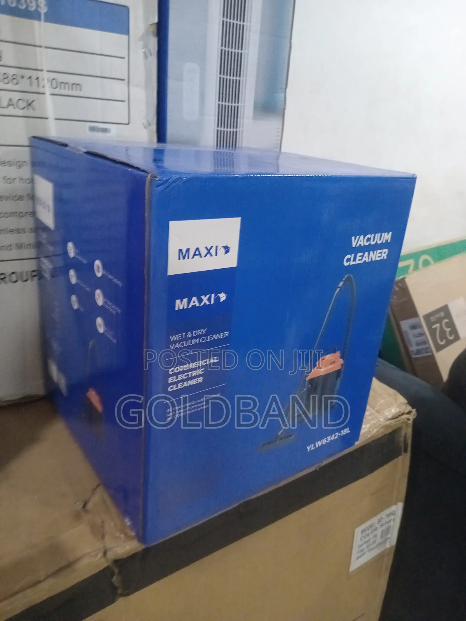Maxi Industrial Cleaning Vacuum 1200w