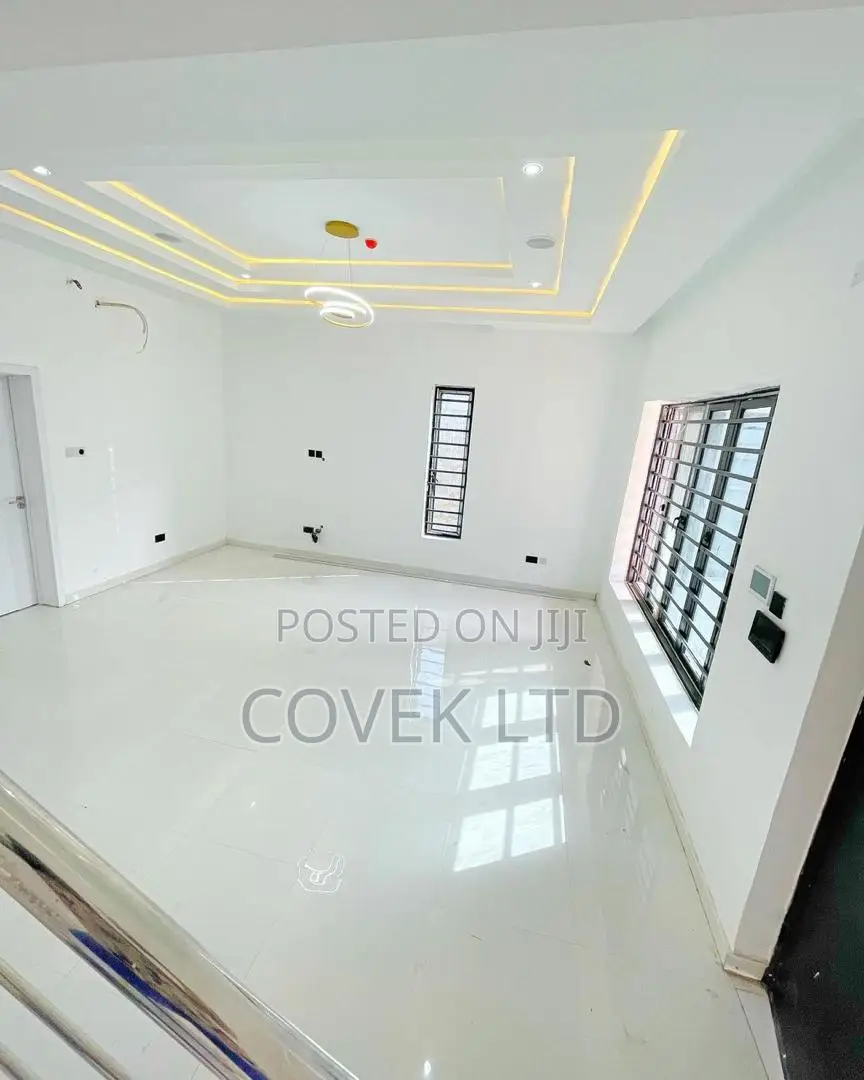 4bdrm Townhouse / Terrace in Creeklane Estate, for rent