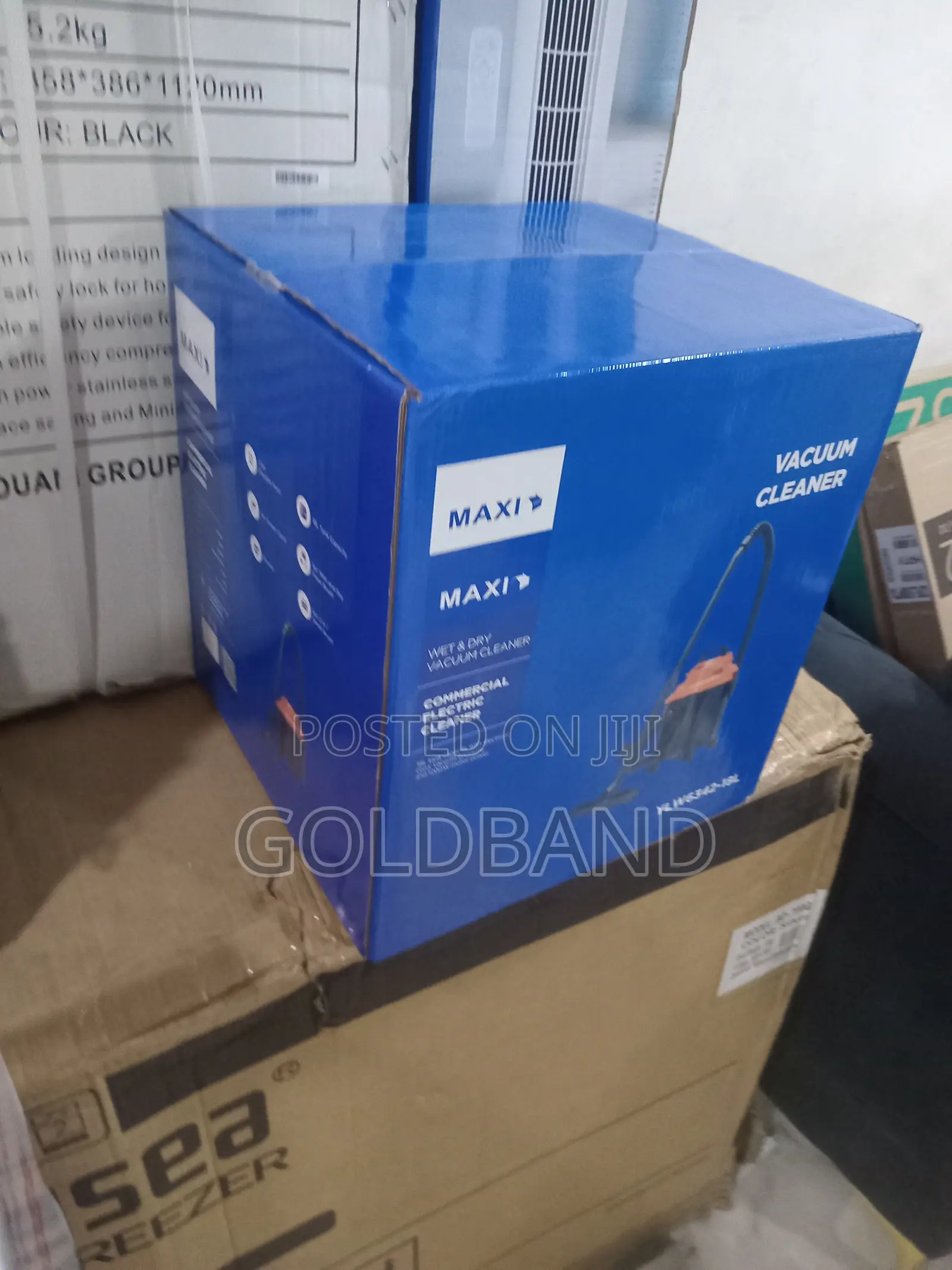 Maxi Strong Suction Wet Dry Vacuum
