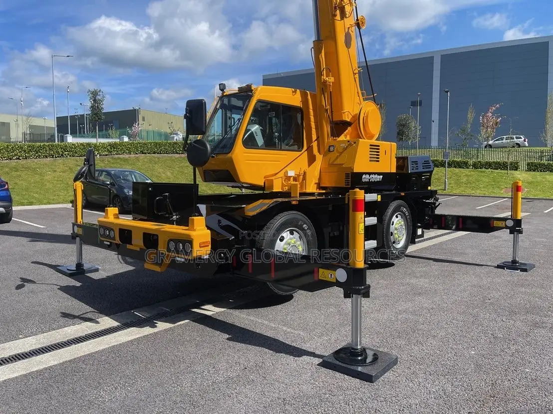 Foreign Used Kato 10 Tons Mini Mobile Crane for Sale