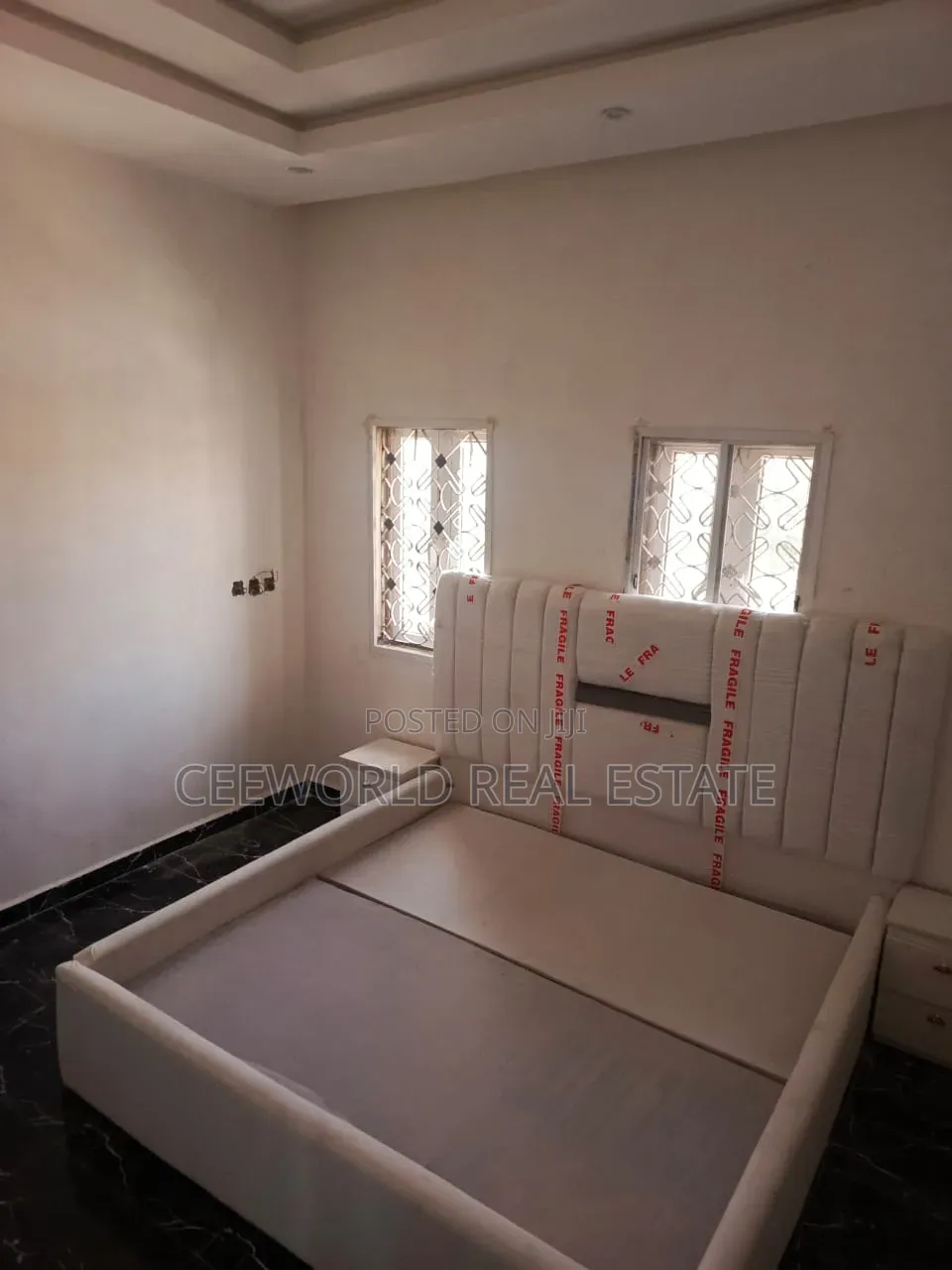 3bdrm Apartment in Liberty Stadium Off for rent