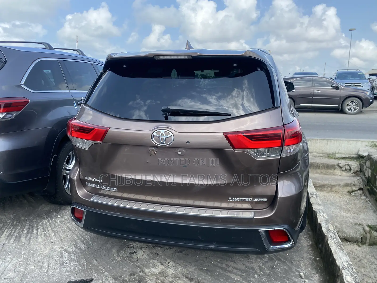 Toyota Highlander Limited Platinum 4x4 V6 (3.5L 6cyl 8A) 2018 Brown