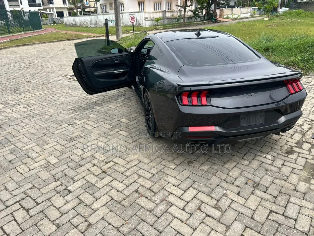 Ford Mustang 2024 Black