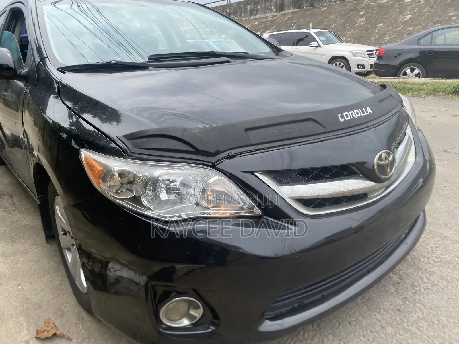 Toyota Corolla LE 4dr Sedan (1.8L 4cyl 4A) 2012 Black