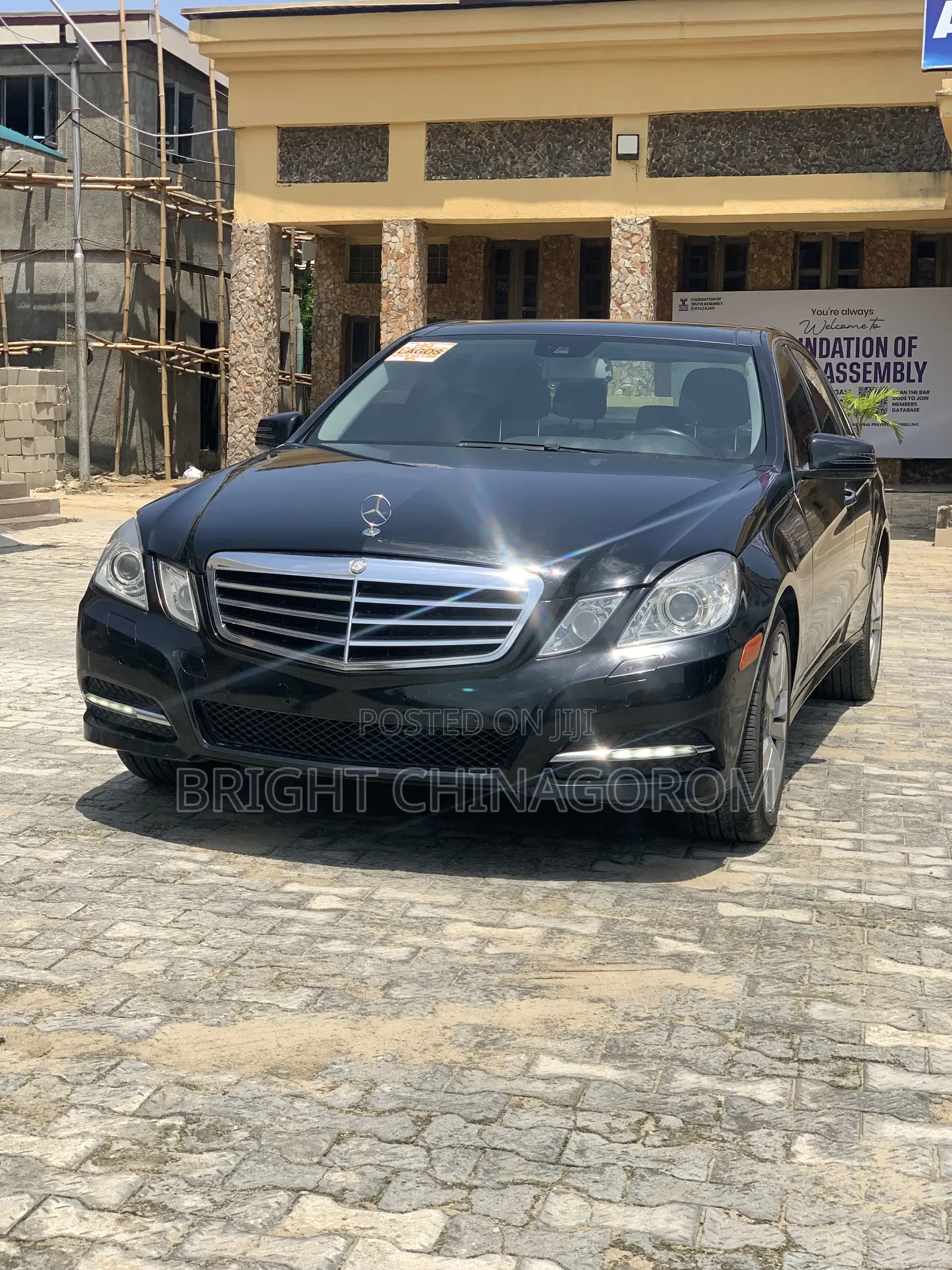 Mercedes-Benz E350 Base 4Matic Sedan AWD (3.5L 6cyl 7A) 2013 Black