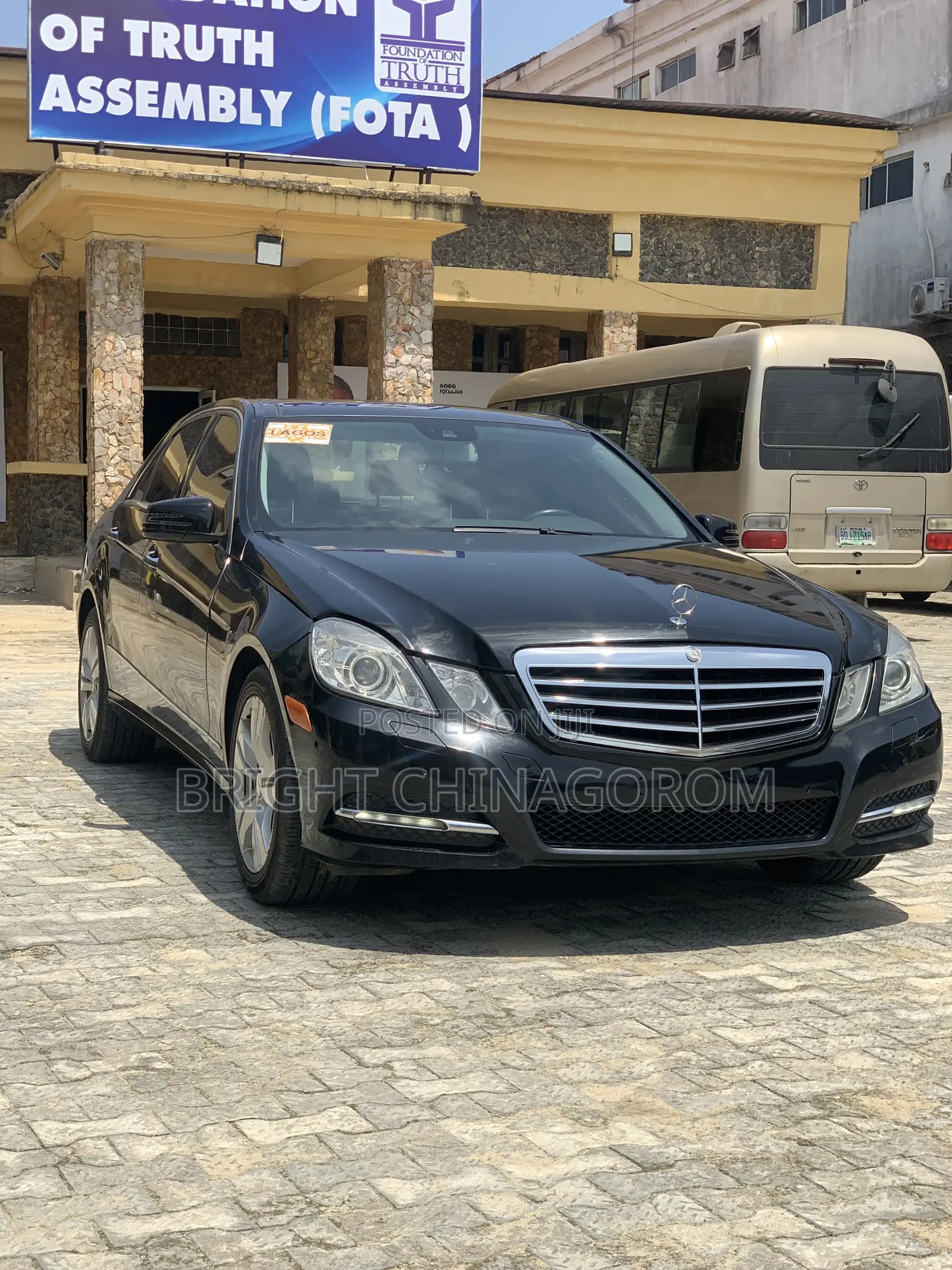 Mercedes-Benz E350 Base 4Matic Sedan AWD (3.5L 6cyl 7A) 2013 Black