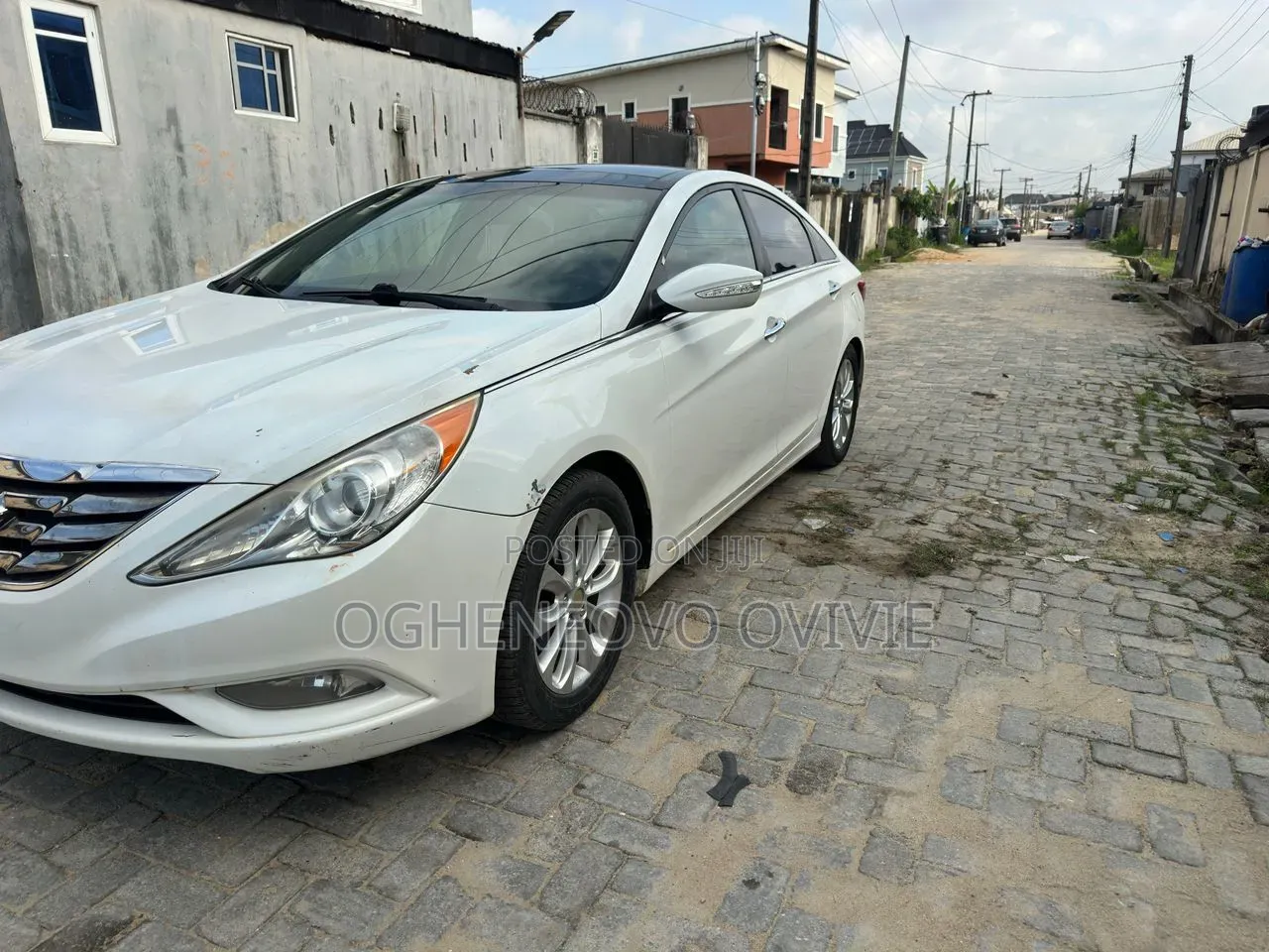 Hyundai Sonata Limited 2.0T Sedan (2.0L 4cyl 6A) 2012 White