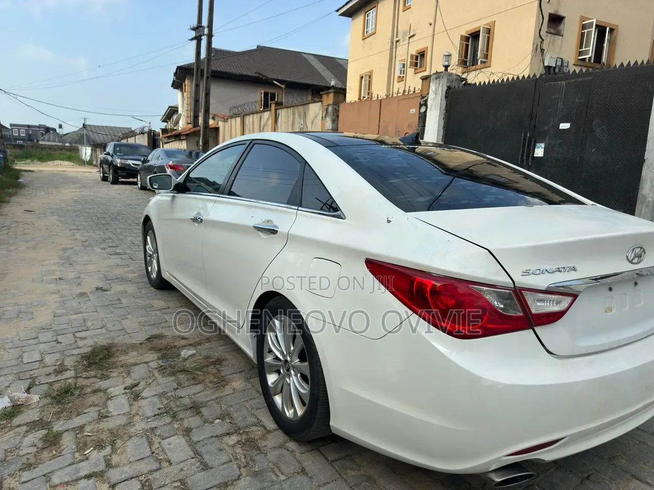 Hyundai Sonata Limited 2.0T Sedan (2.0L 4cyl 6A) 2012 White