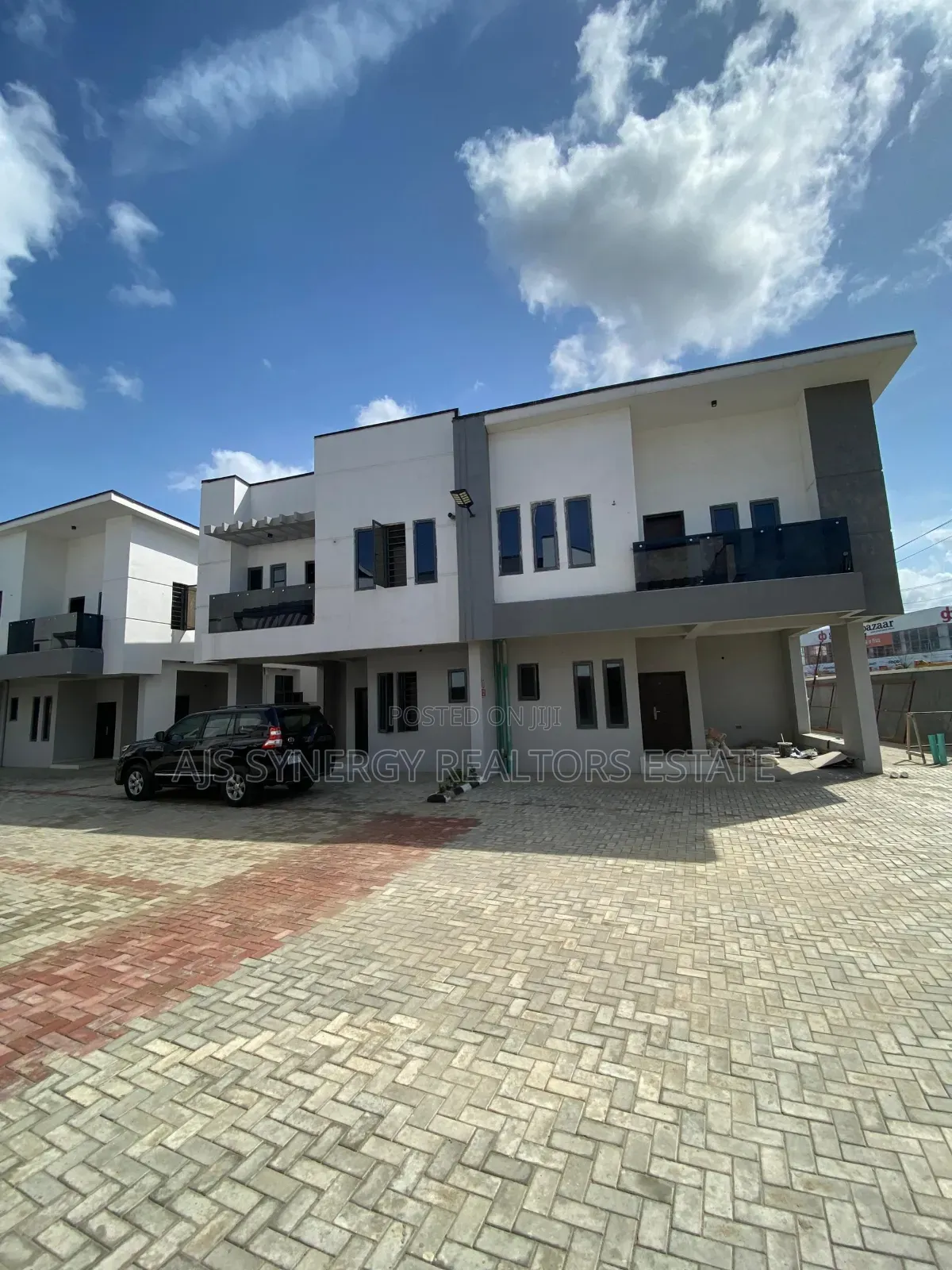 4bdrm Duplex in Thomas Estate for rent