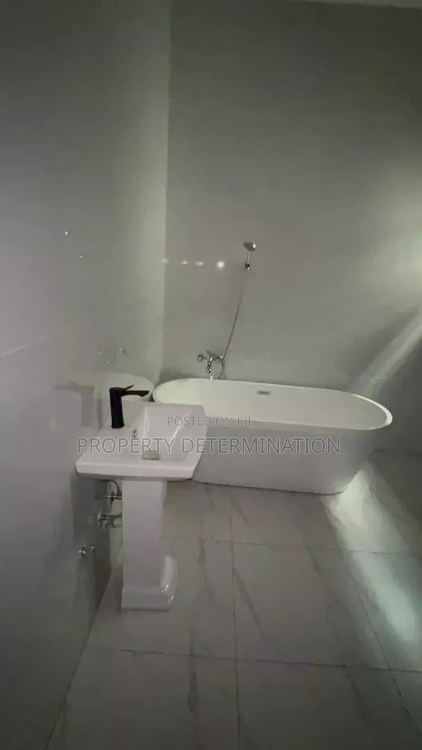 Furnished 4bdrm Duplex in Omole Phase 1 for rent