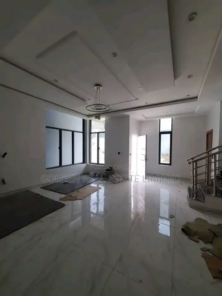 4bdrm Townhouse / Terrace in Asokoro for rent