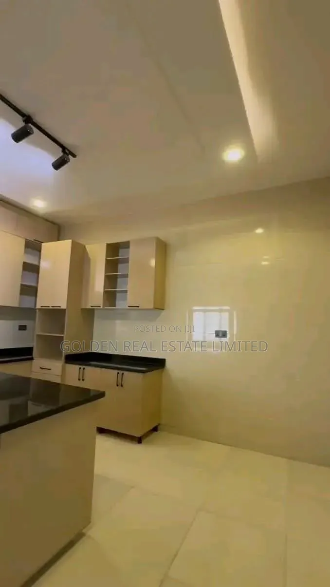 3bdrm Bungalow in Apo District Abuja for sale