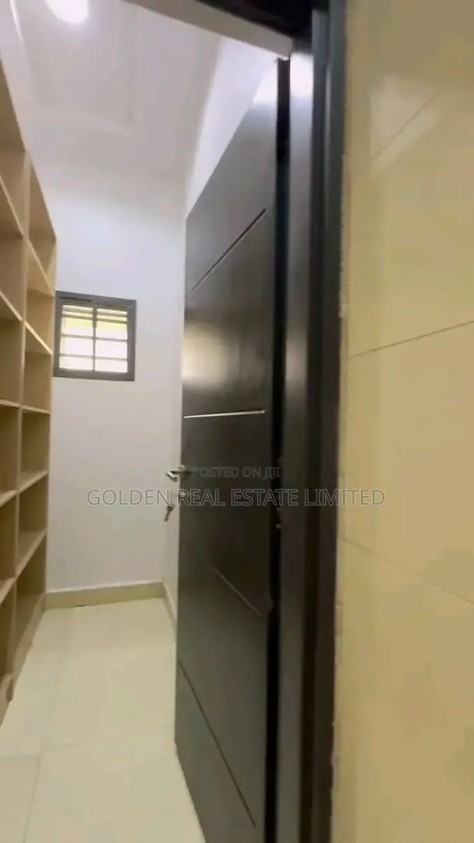 3bdrm Bungalow in Apo District Abuja for sale