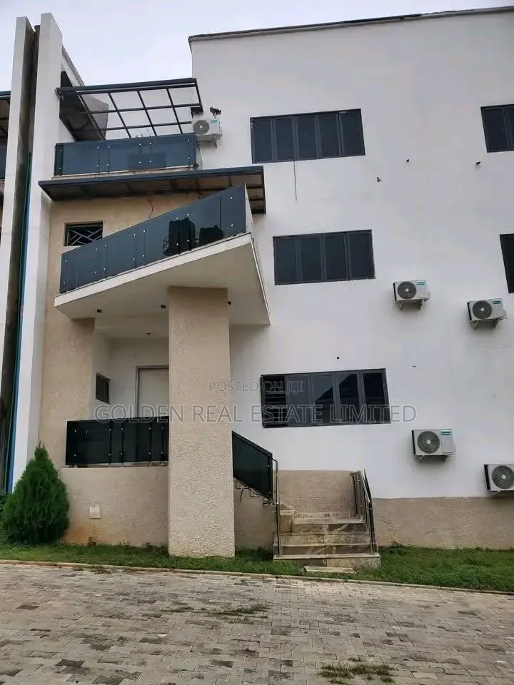 4bdrm Townhouse / Terrace in Asokoro for rent