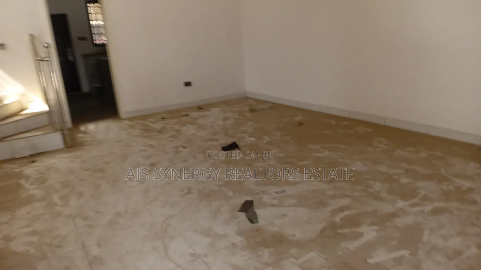 4bdrm Duplex in Royal Palm Court, Ado / Ajah for sale
