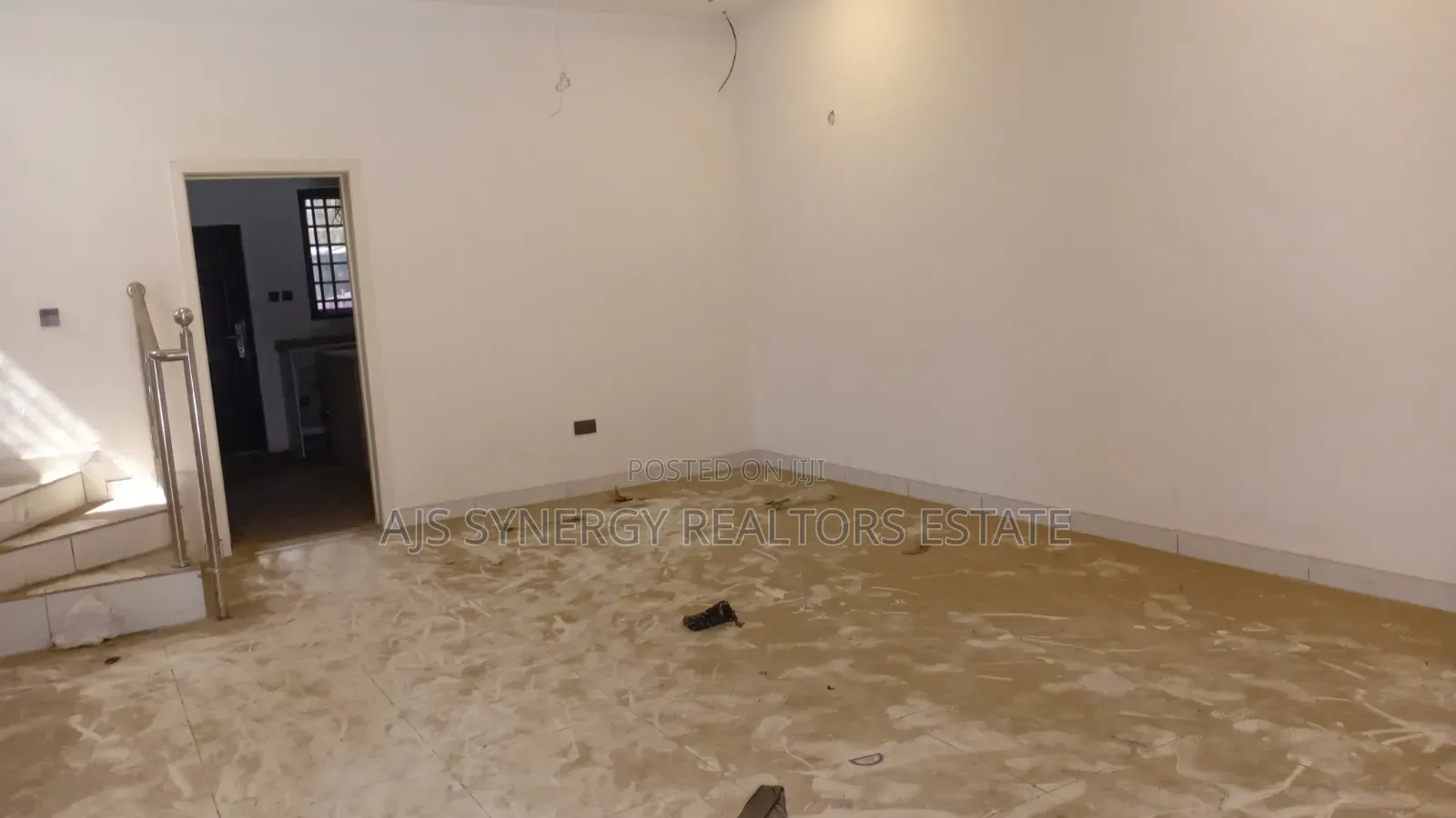 4bdrm Duplex in Royal Palm Court, Ado / Ajah for sale