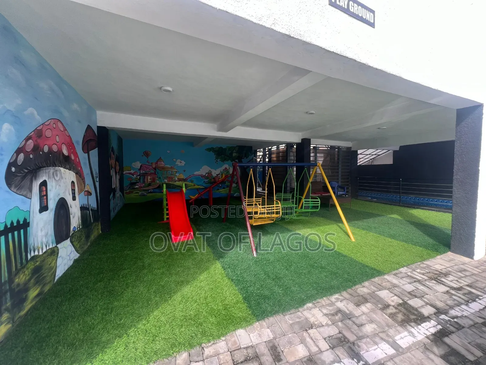 4bdrm Duplex in Ikota for sale