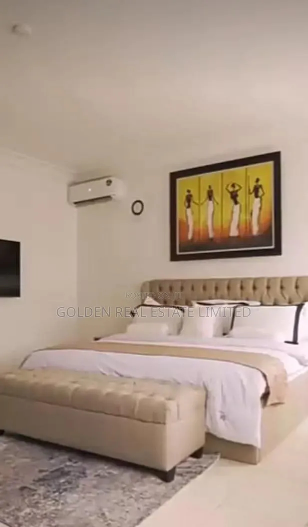 Shortlet – Luxury 3-Bedroom Apartment