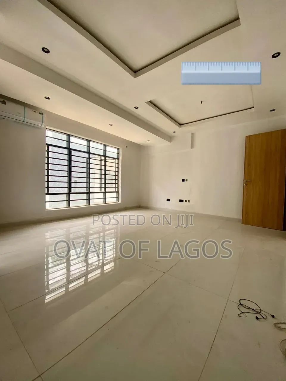 4bdrm Duplex in Victoria Island for sale