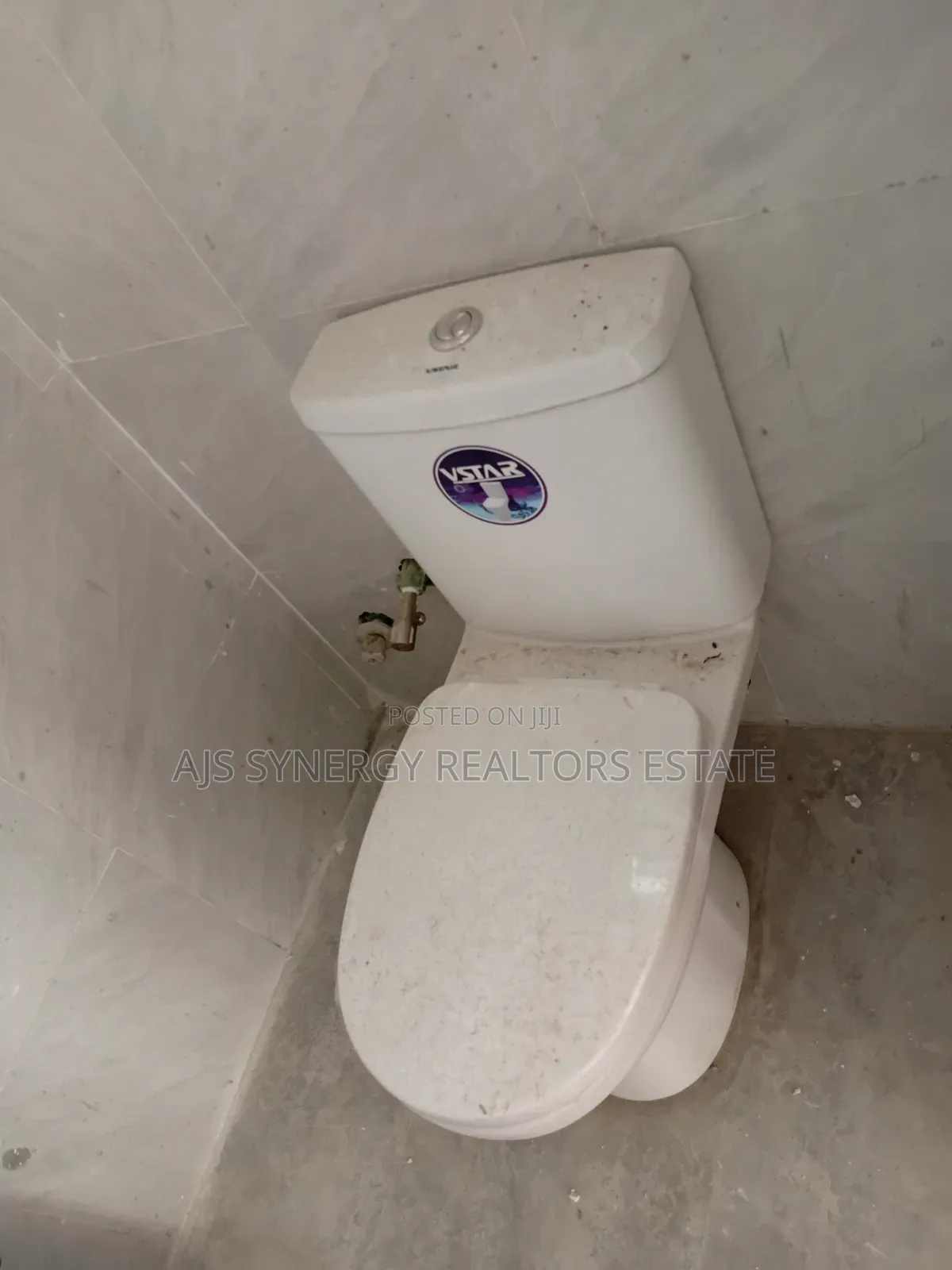 4bdrm Townhouse/Terrace in Thomas Estate for sale