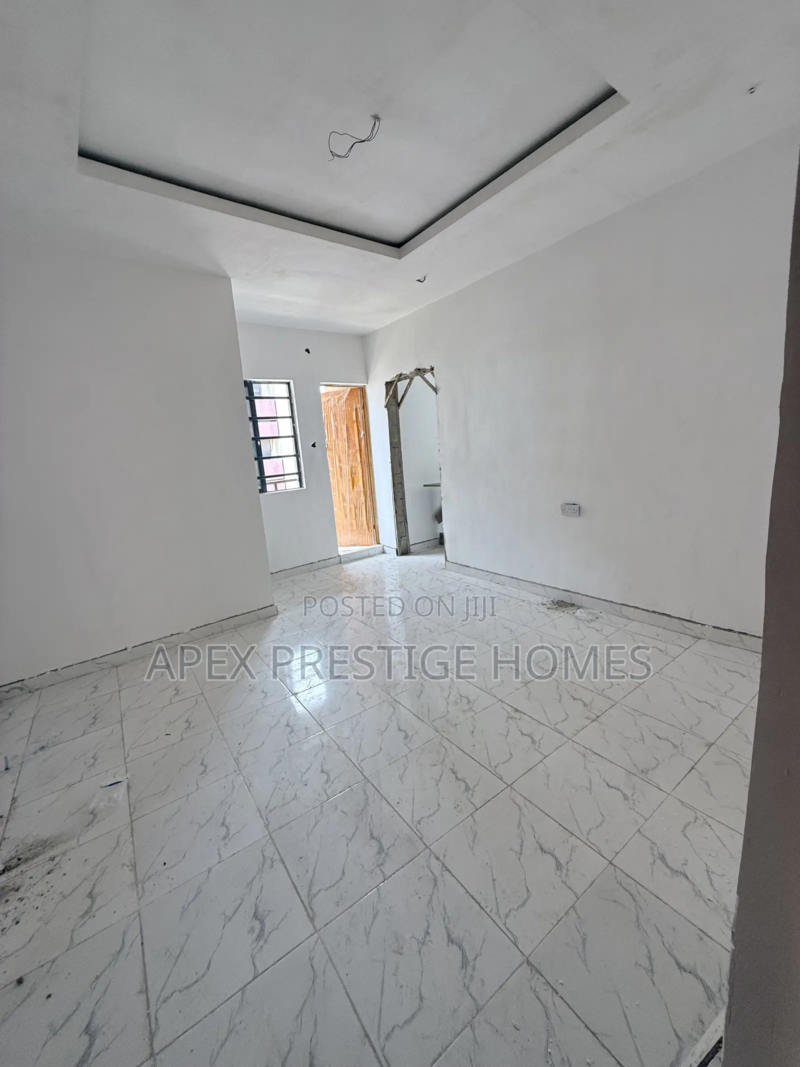 1bdrm Block of Flats in Off Pedro, Shomolu / Shomolu for sale