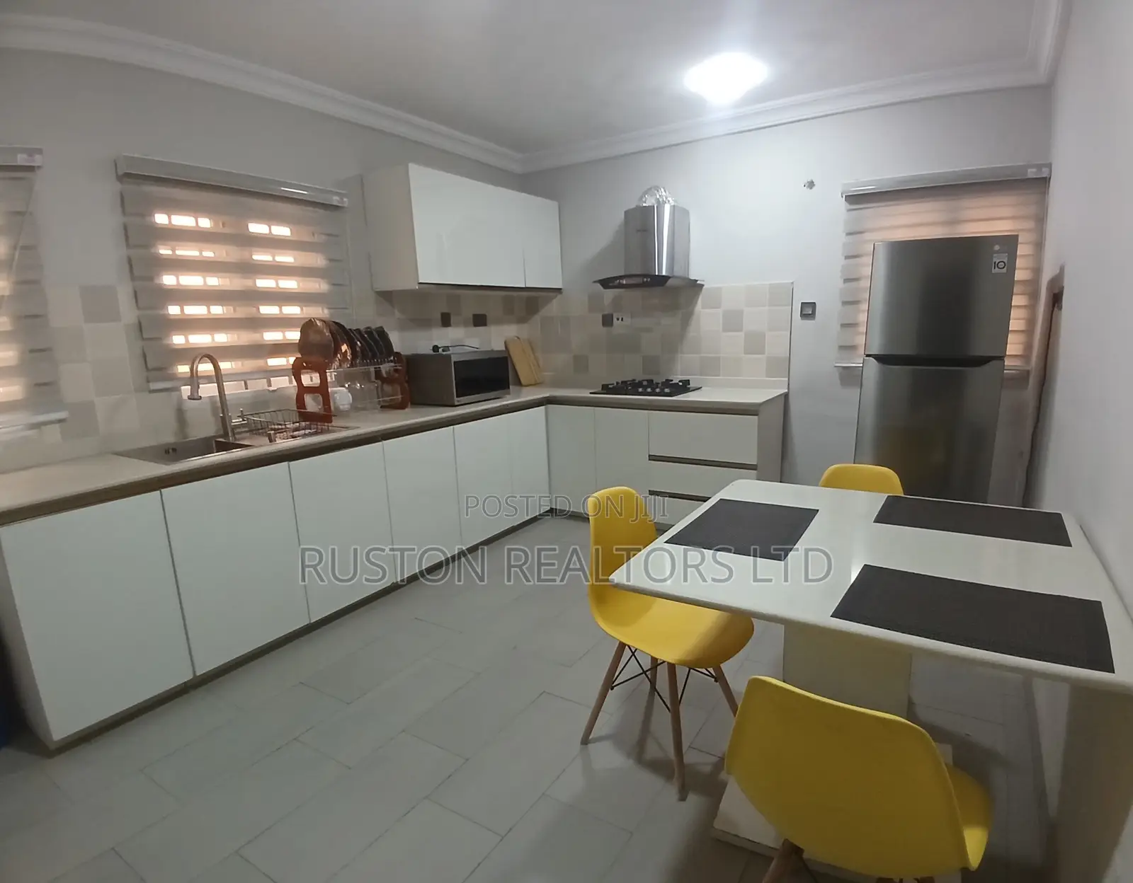 Furnished 13bdrm Duplex in Old Bodija for sale