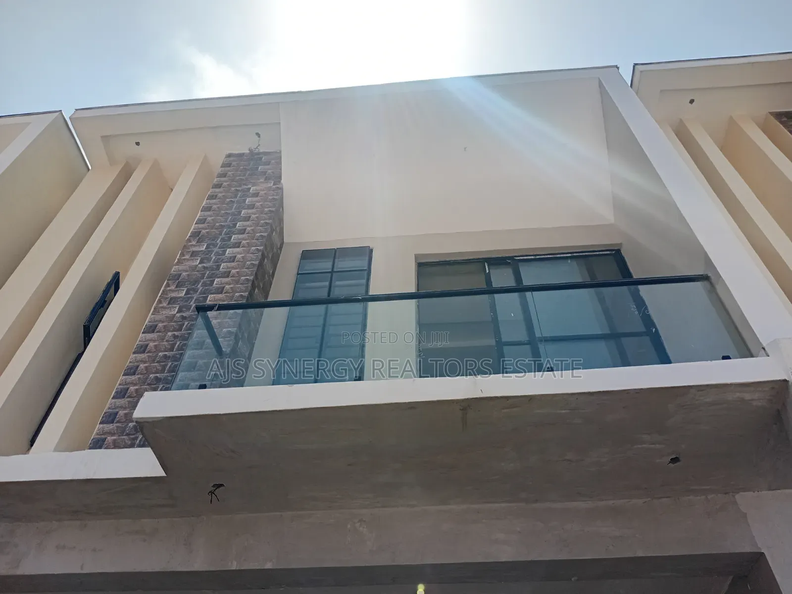 4bdrm Apartment in Thomas Estate for sale