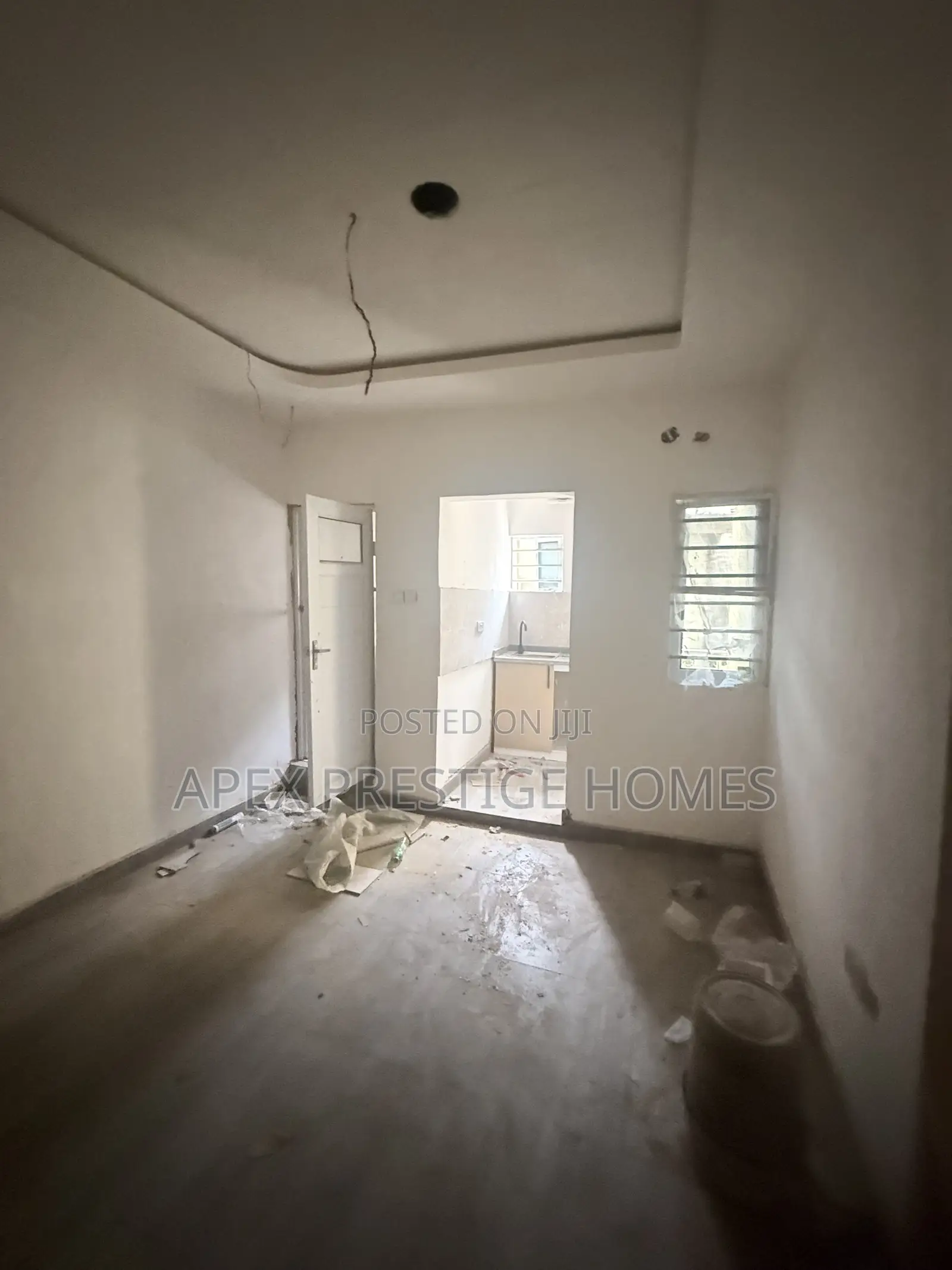 Studio Apartment in Onike Iwaya for sale