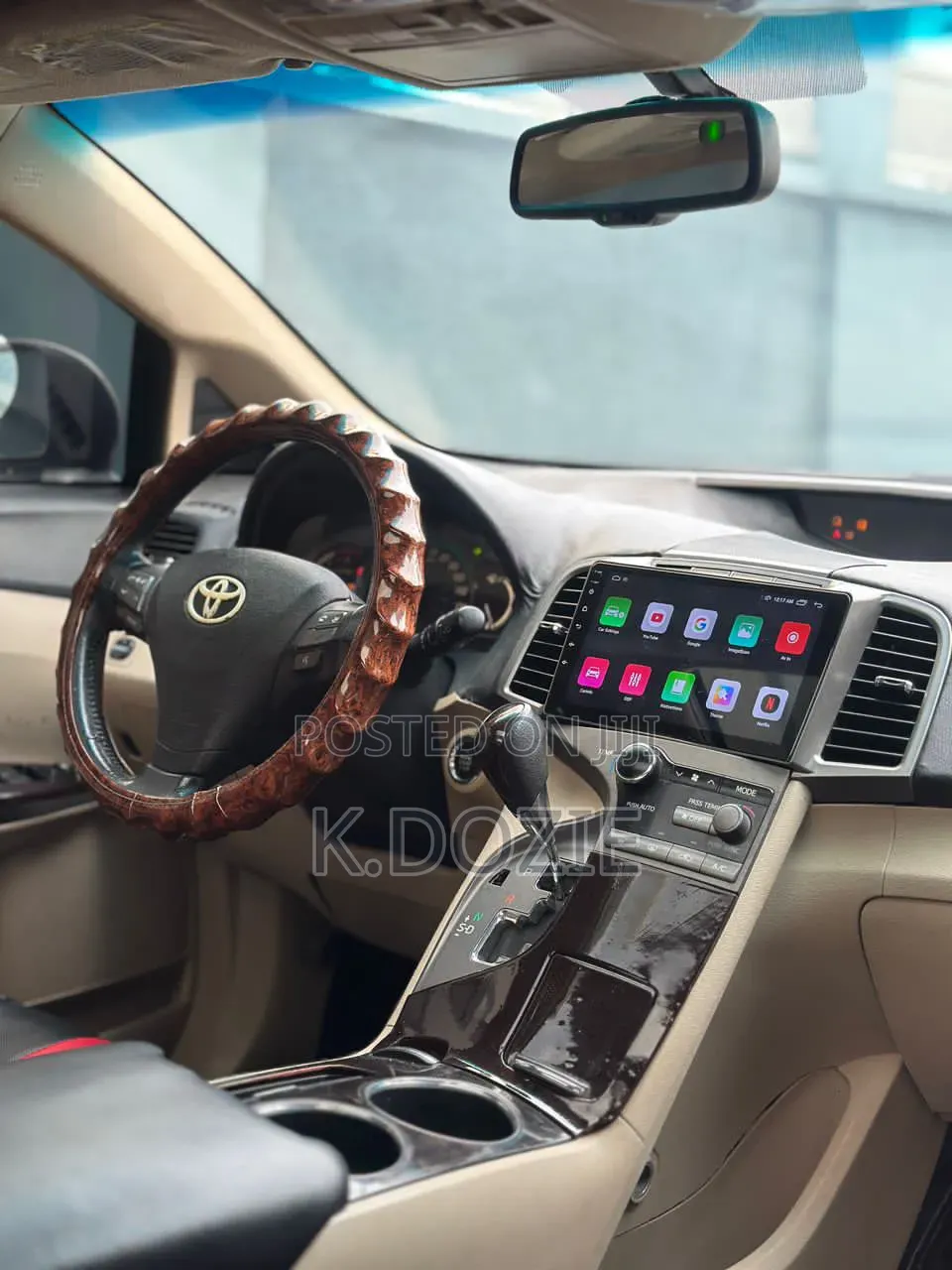 Toyota Venza XLE 2010 Silver