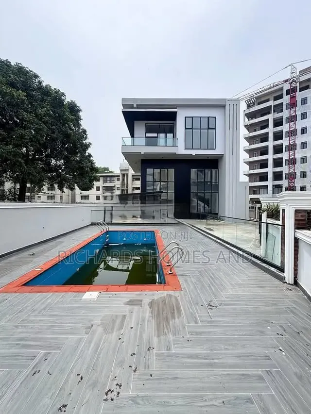 5bdrm Duplex in Old Ikoyi for sale
