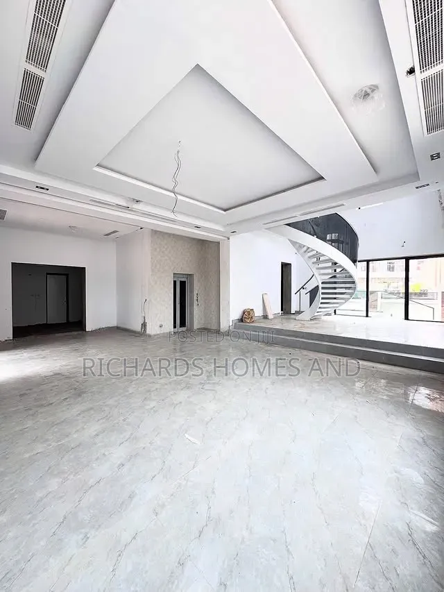 5bdrm Duplex in Old Ikoyi for sale