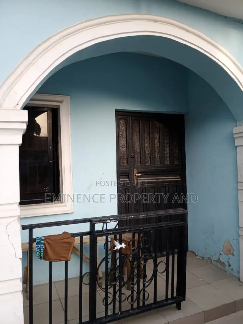 2bdrm Apartment in Awoyaya for rent