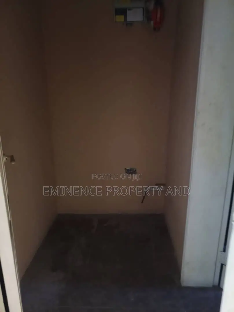 2bdrm Apartment in Awoyaya for rent