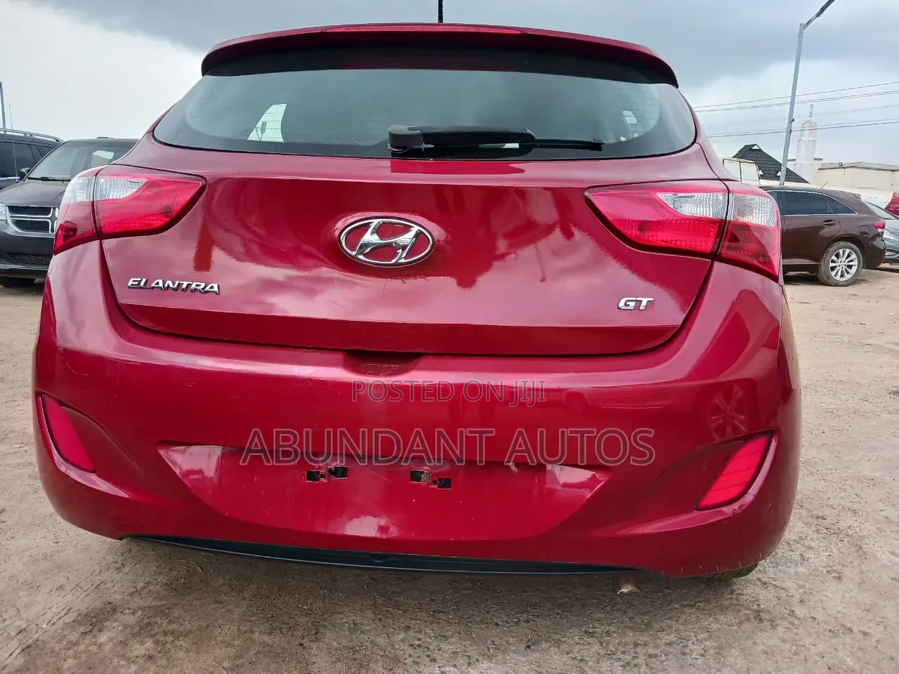 Hyundai Elantra ECO Sedan FWD (1.4L 4cyl 7A) 2017 Red